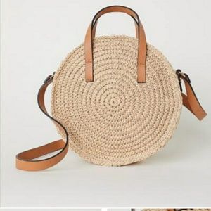 New H&M round paper straw crossbody bag sold out!!